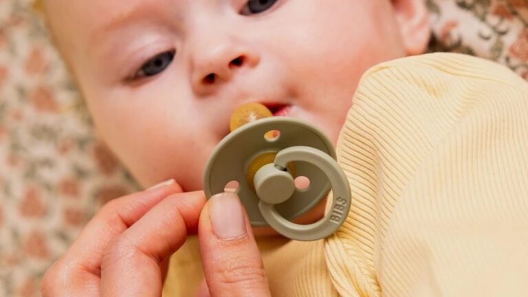 Les rituels du soir : astuces simples pour apaiser bébé et favoriser un bon sommeil